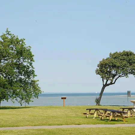 One-bedroom Holiday In